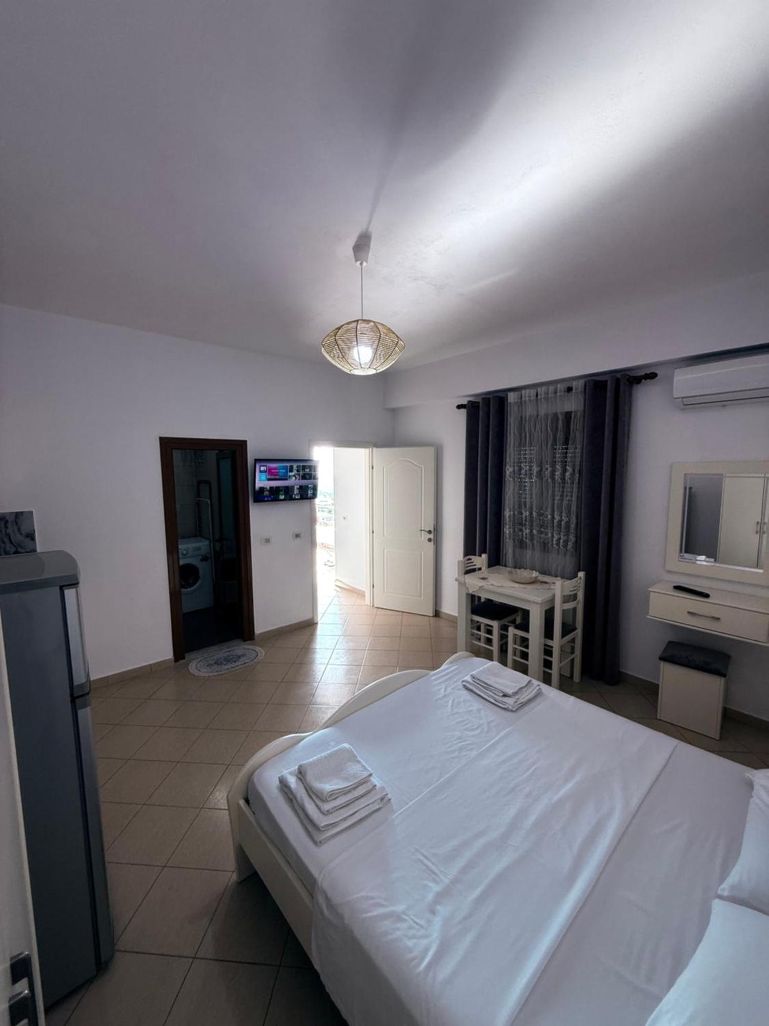 Amar Apartments Saranda Kültér fotó
